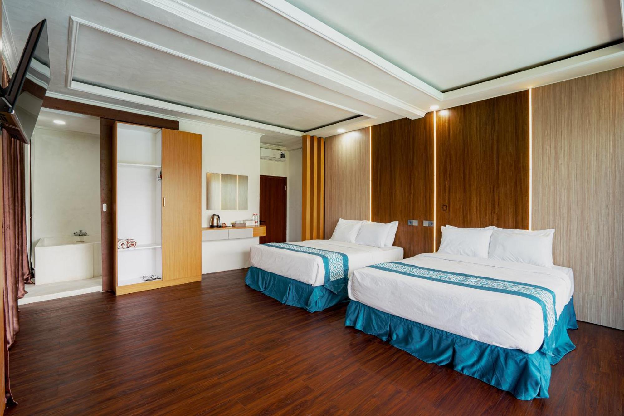 Nirvana Hotel Resort เตเตบาตู ภายนอก รูปภาพ