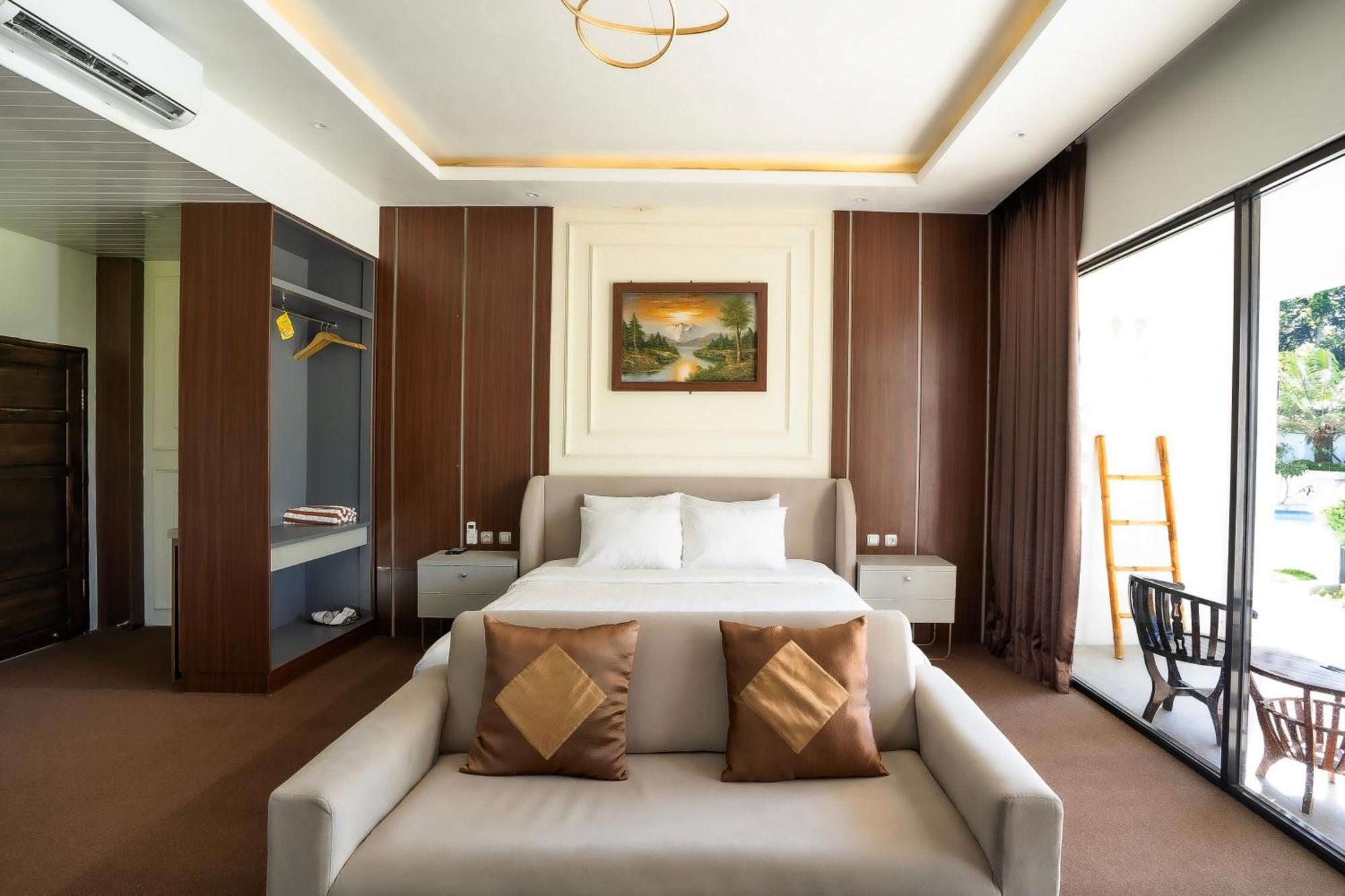 Nirvana Hotel Resort เตเตบาตู ภายนอก รูปภาพ